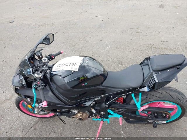 2022 BMW S 1000 RR 14