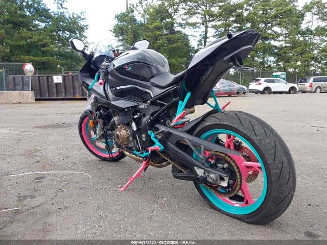 2022 BMW S 1000 RR 3
