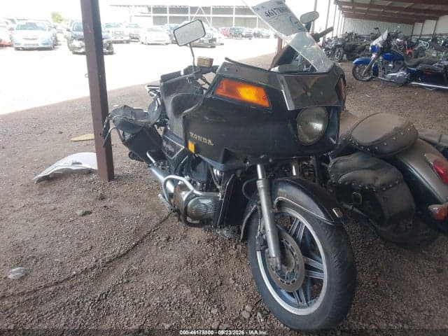 1982 HONDA GL1100
