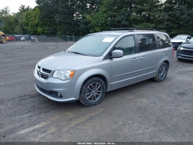 2017 DODGE GRAND CARAVAN SXT 2