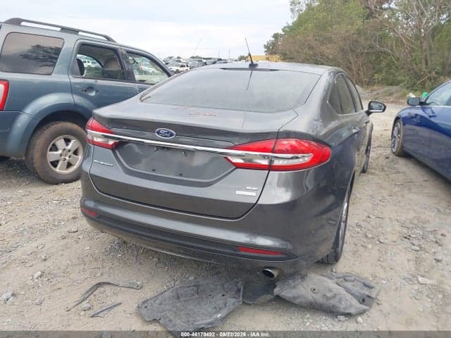 2017 FORD FUSION SE 4