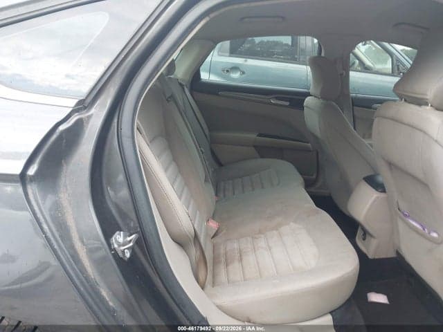 2017 FORD FUSION SE 8