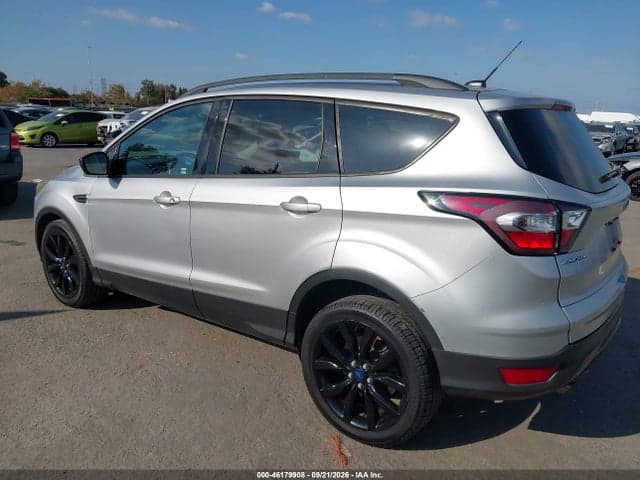 2017 FORD ESCAPE SE 3