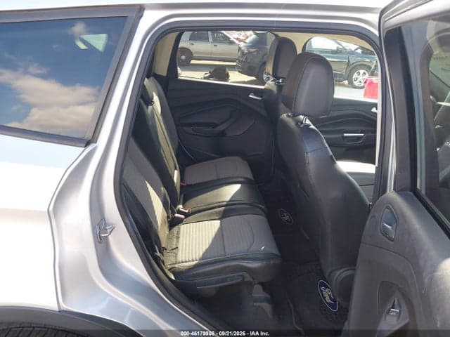 2017 FORD ESCAPE SE 8