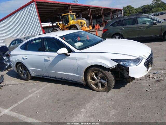 2020 HYUNDAI SONATA SE 13