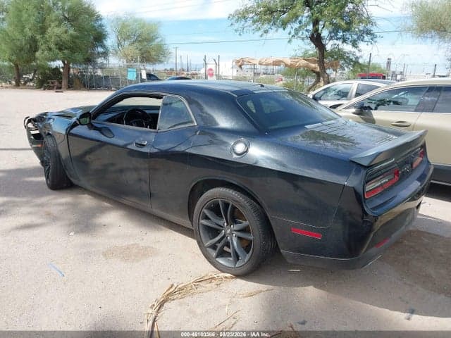 2017 DODGE CHALLENGER SXT 3