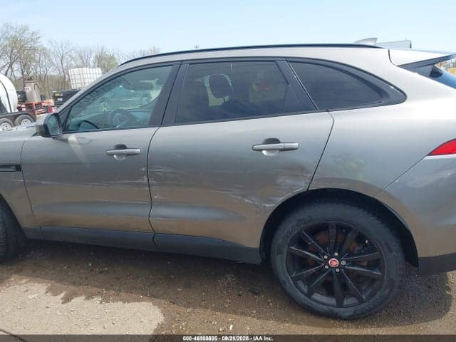 2018 JAGUAR F-PACE 25T PRESTIGE 14