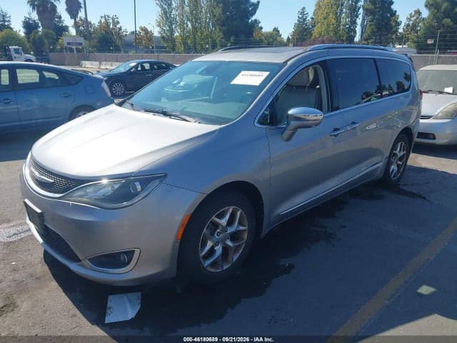 2017 CHRYSLER PACIFICA LIMITED 2