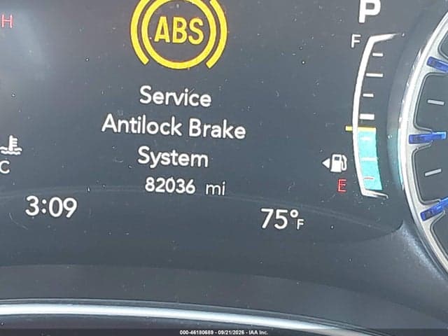 2017 CHRYSLER PACIFICA LIMITED 15