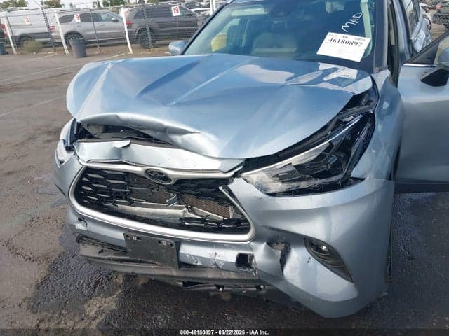 2023 TOYOTA HIGHLANDER XLE 6