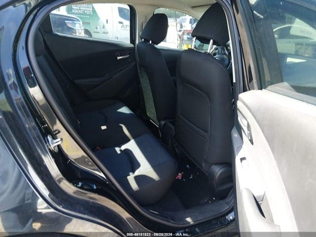 2018 TOYOTA YARIS IA 8