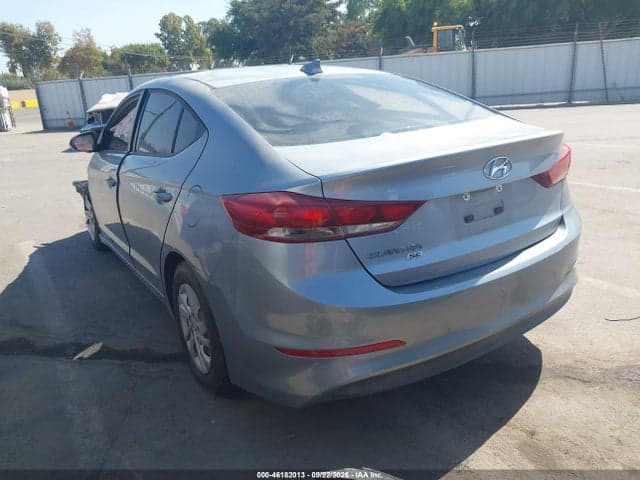2017 HYUNDAI ELANTRA SE 3