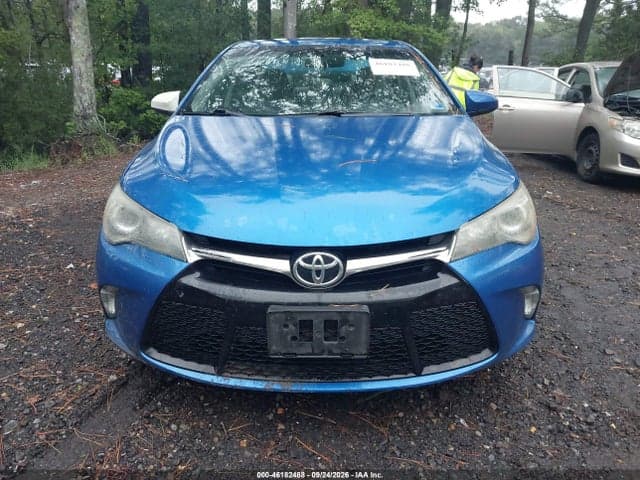 2017 TOYOTA CAMRY SE 12