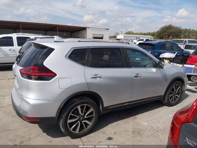 2019 NISSAN ROGUE SL 12