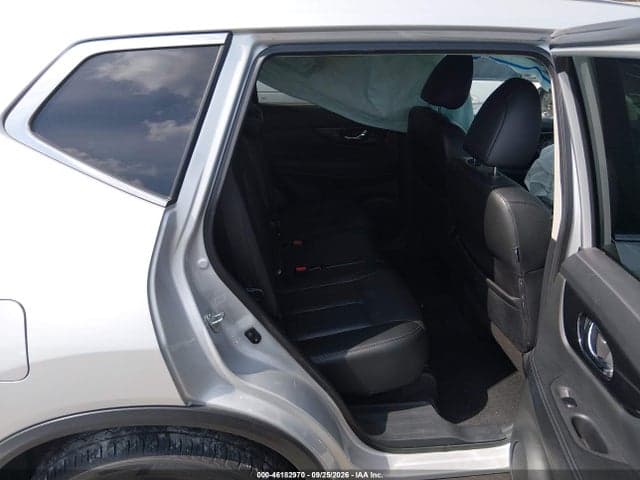2019 NISSAN ROGUE SL 8