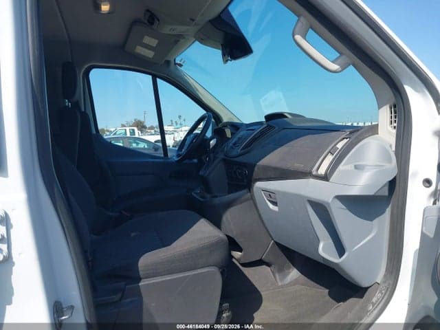 2018 FORD TRANSIT-350 XL 5