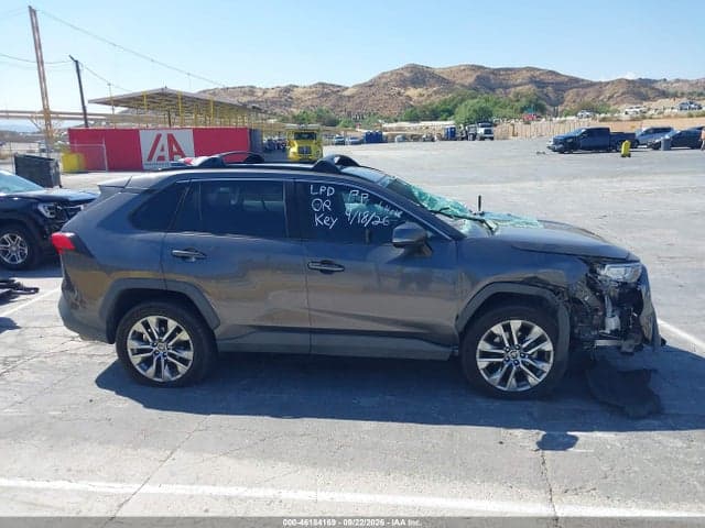 2021 TOYOTA RAV4 XLE PREMIUM 15