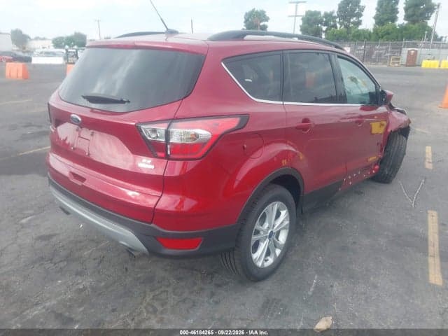 2017 FORD ESCAPE SE 4