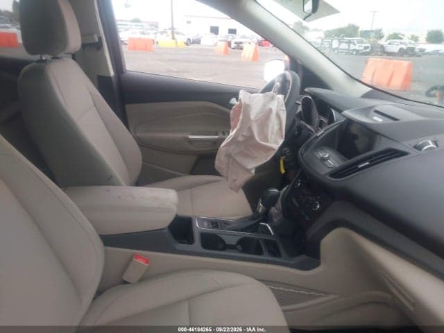 2017 FORD ESCAPE SE 5