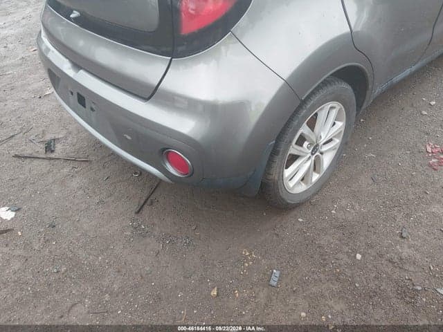 2017 KIA SOUL + 6