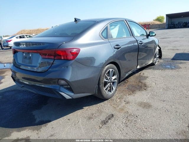 2023 KIA FORTE LXS 4