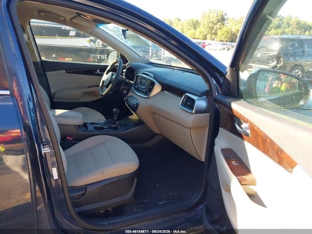 2017 KIA SORENTO 2.4L LX 5