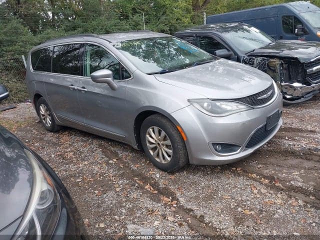 2017 CHRYSLER PACIFICA TOURING-L 1