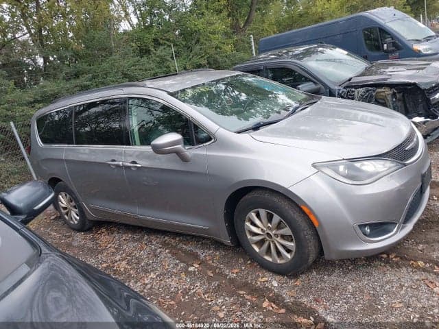 2017 CHRYSLER PACIFICA TOURING-L 13