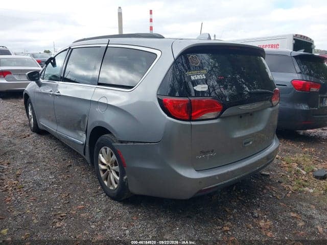2017 CHRYSLER PACIFICA TOURING-L 3
