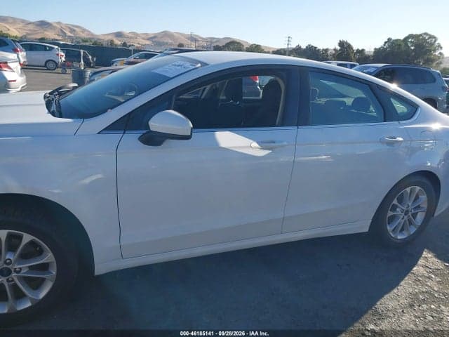 2020 FORD FUSION SE 15