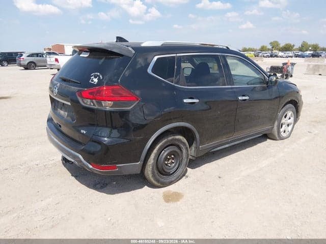 2017 NISSAN ROGUE SV 4