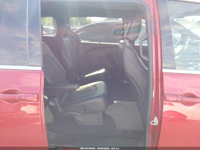 2027 CHRYSLER PACIFICA 8