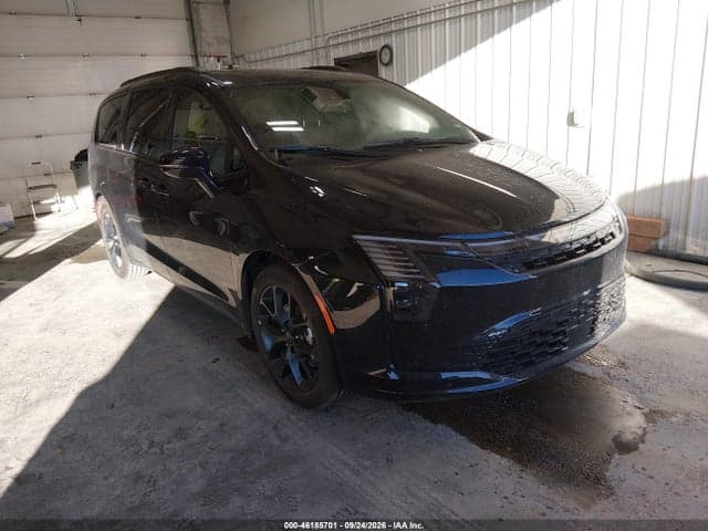 2027 CHRYSLER PACIFICA 1