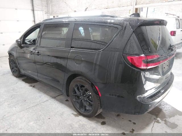 2027 CHRYSLER PACIFICA 15