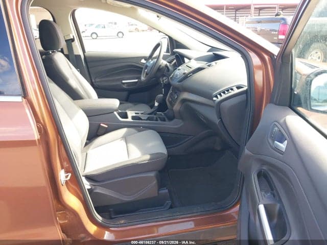 2017 FORD ESCAPE SE 5