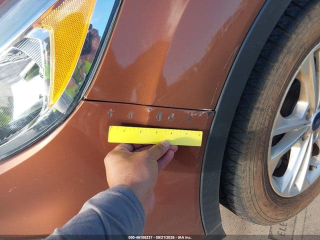 2017 FORD ESCAPE SE 6