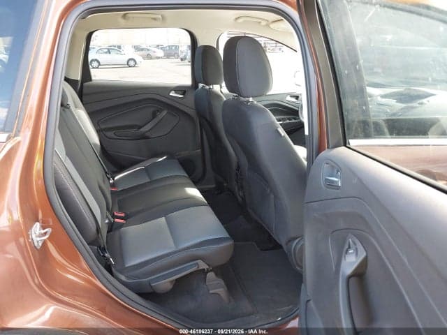 2017 FORD ESCAPE SE 8