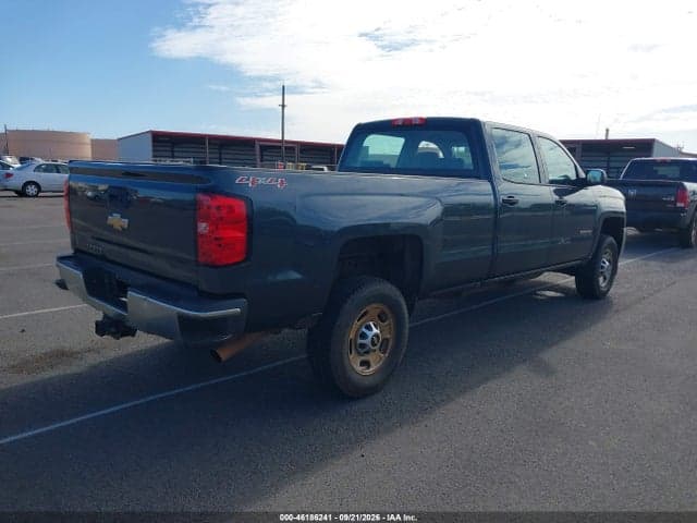 2017 CHEVROLET SILVERADO 2500HD WT 4