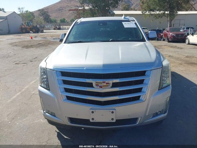 2017 CADILLAC ESCALADE ESV LUXURY 6