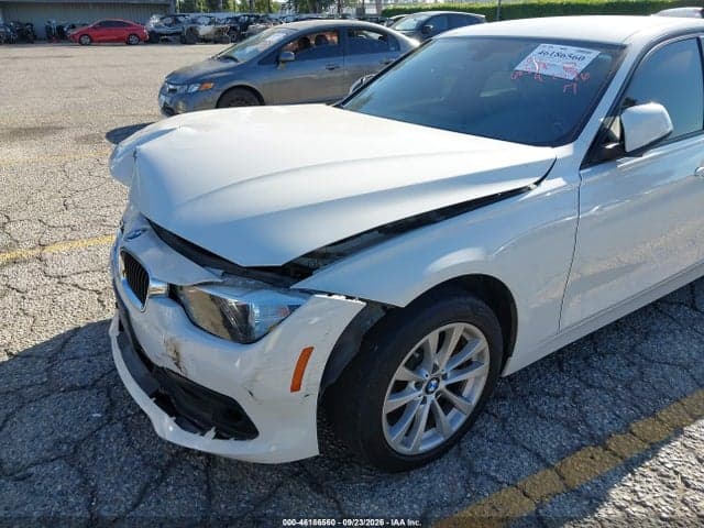 2017 BMW 320I 13