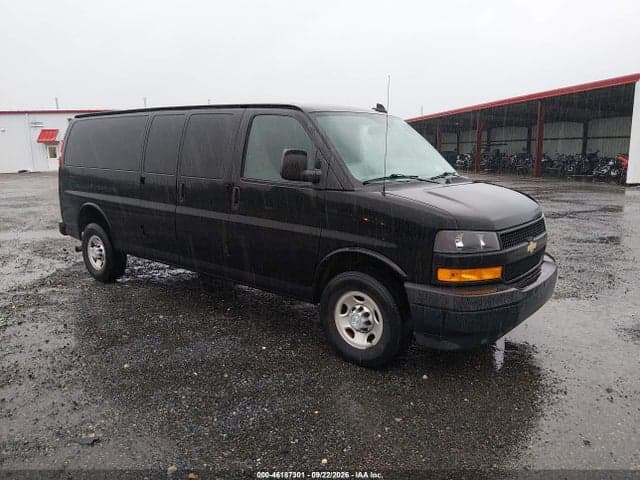 2018 CHEVROLET EXPRESS 3500 WORK VAN 1