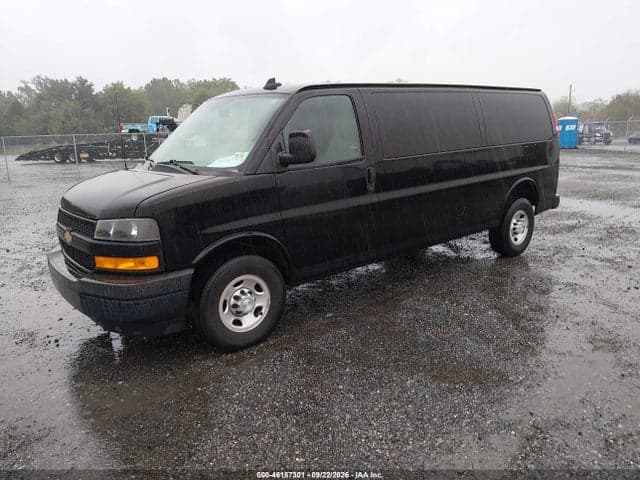 2018 CHEVROLET EXPRESS 3500 WORK VAN 2