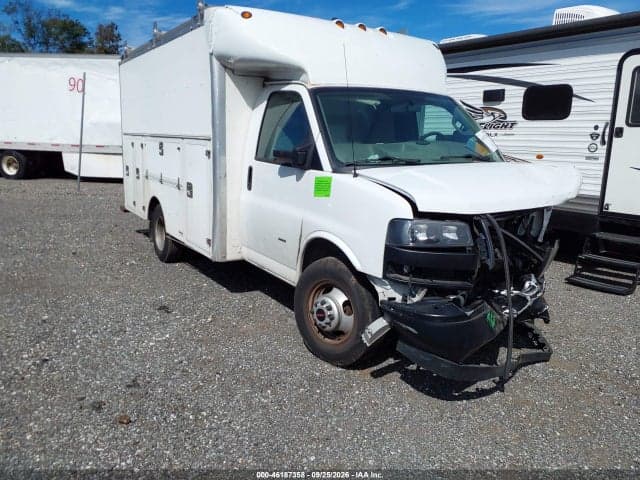 2018 GMC SAVANA CUTAWAY WORK VAN 1