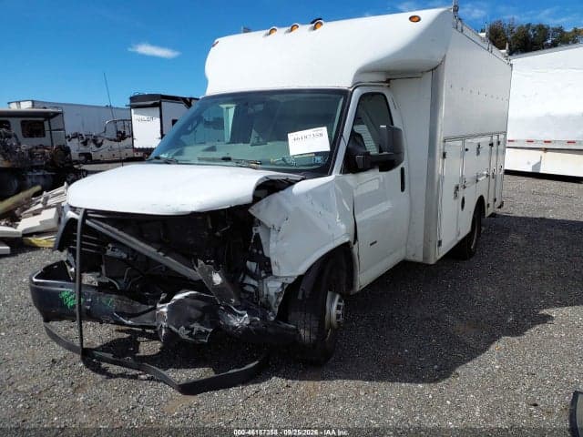 2018 GMC SAVANA CUTAWAY WORK VAN 2
