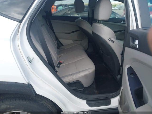 2019 HYUNDAI TUCSON SE 8