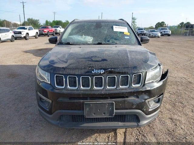 2018 JEEP BR??JULA LATITUDE FWD 11