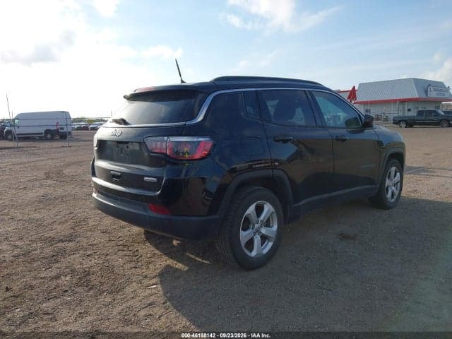 2018 JEEP BR??JULA LATITUDE FWD 4