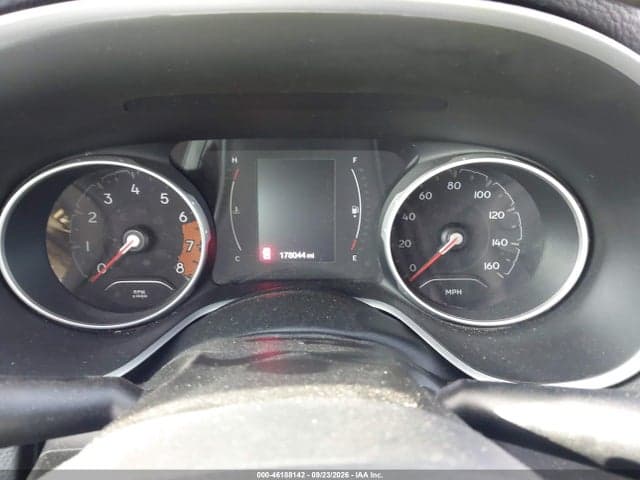 2018 JEEP BR??JULA LATITUDE FWD 7