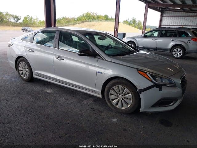 2017 HYUNDAI SONATA HYBRID SE