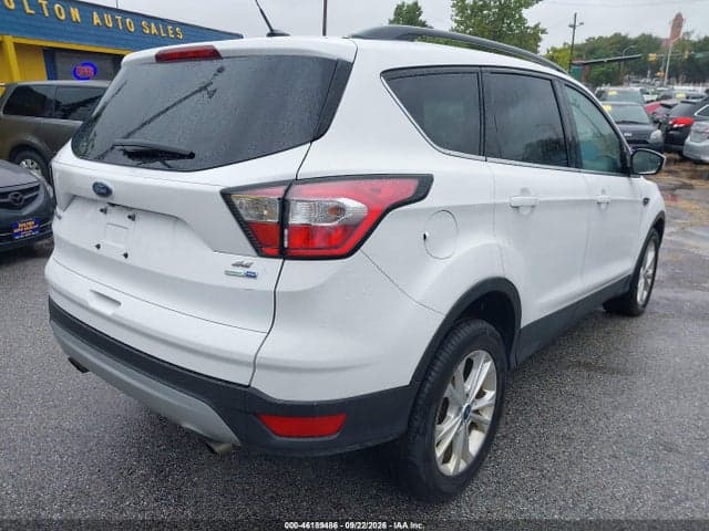 2018 FORD ESCAPE SE 4